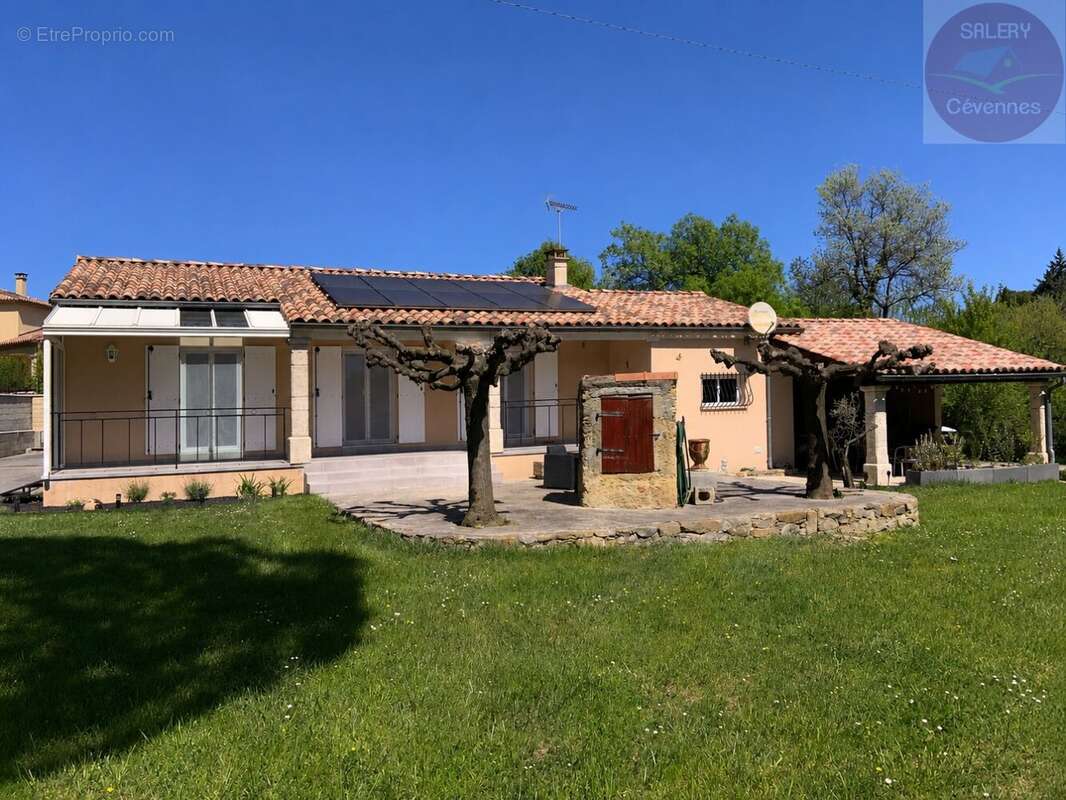 Maison à BOISSET-ET-GAUJAC