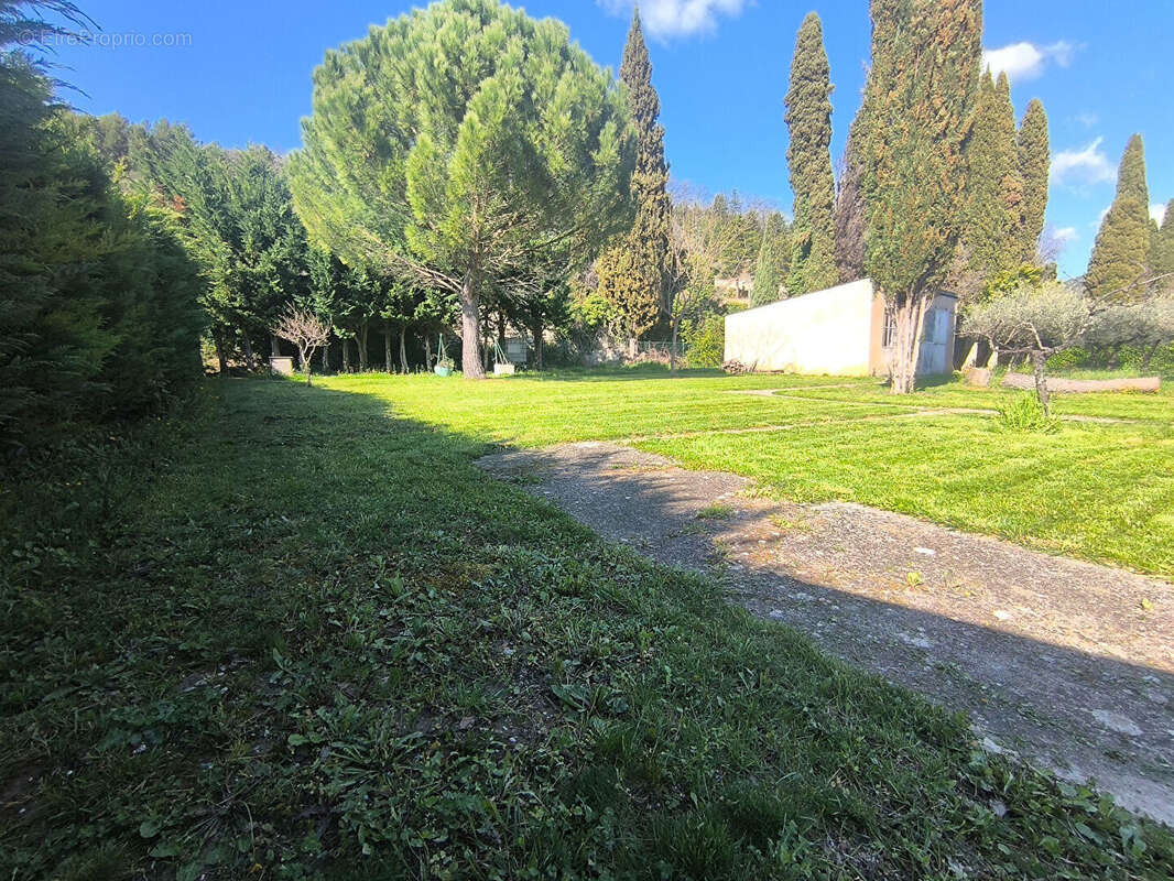 Maison à BUIS-LES-BARONNIES