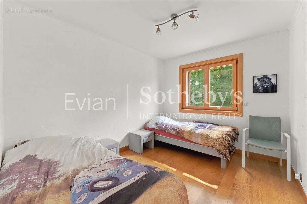 Villa à Chens-sur-Léman avec piscine et annexe - photo 16