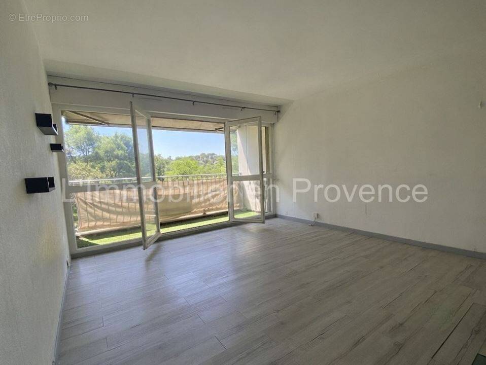 Appartement à AUBAGNE