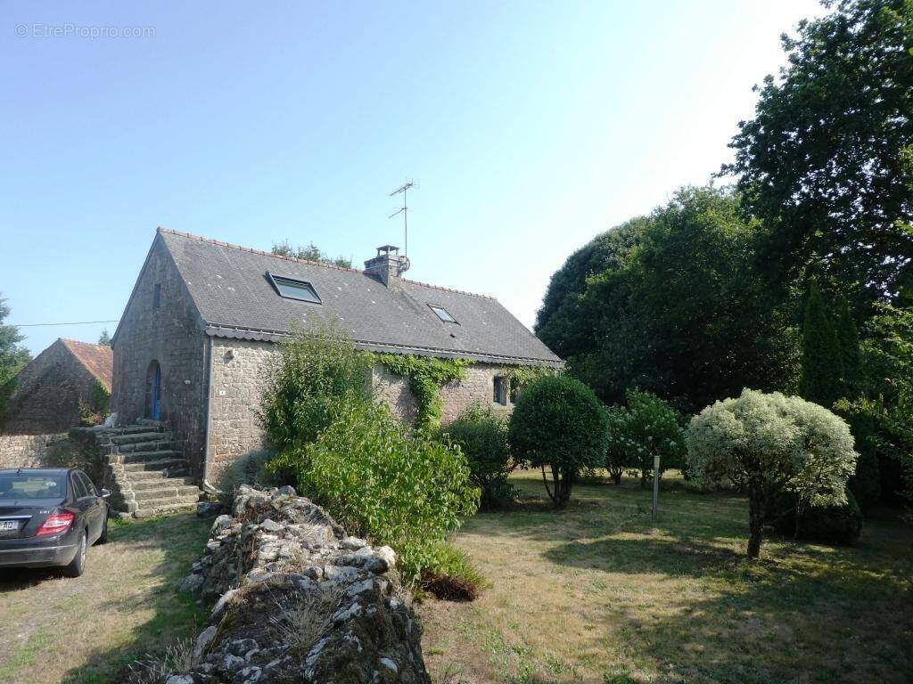 Maison à GUERN