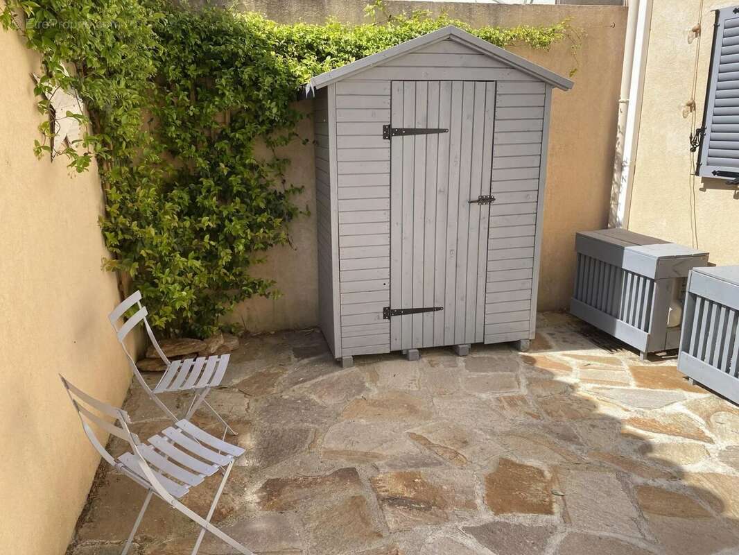 Maison à LA MOLE