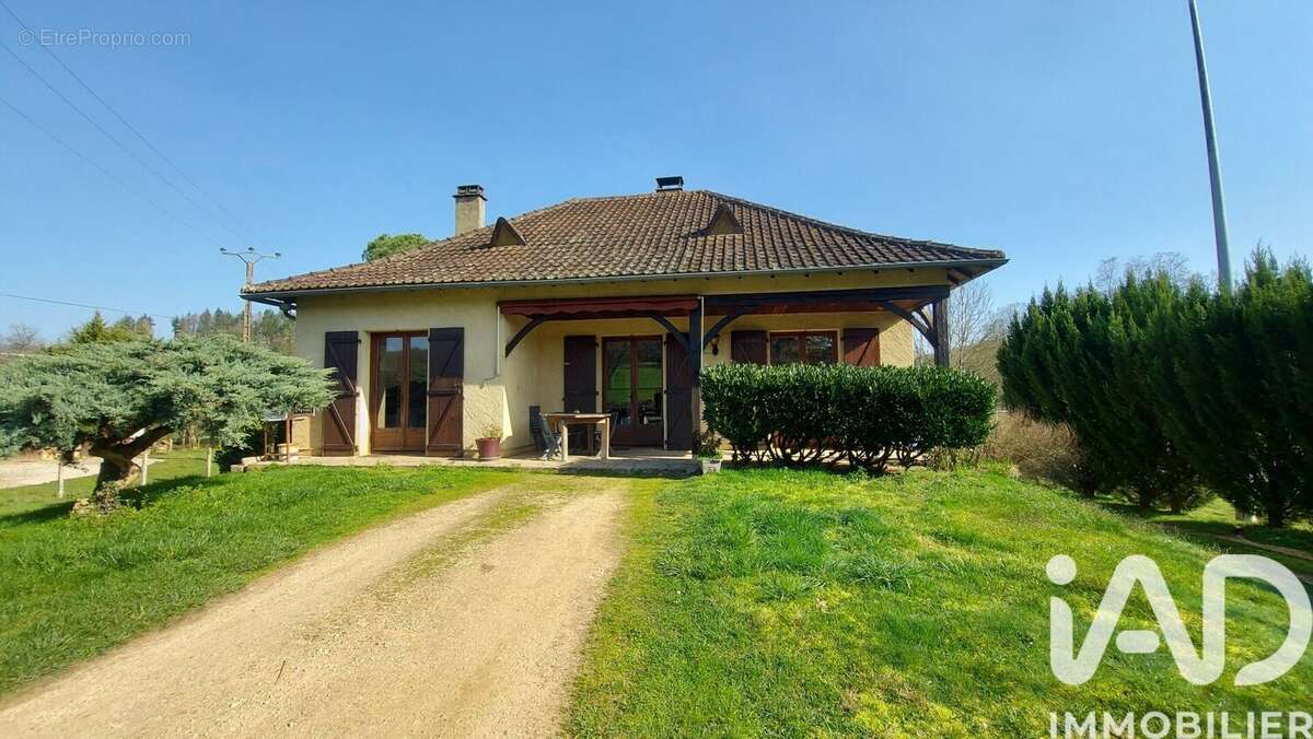 Photo 3 - Maison à BRIGNAC-LA-PLAINE