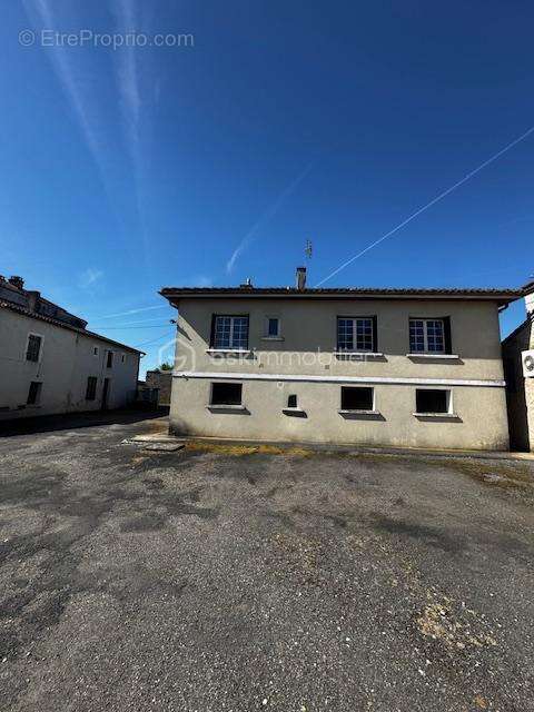 Maison à MANSLE