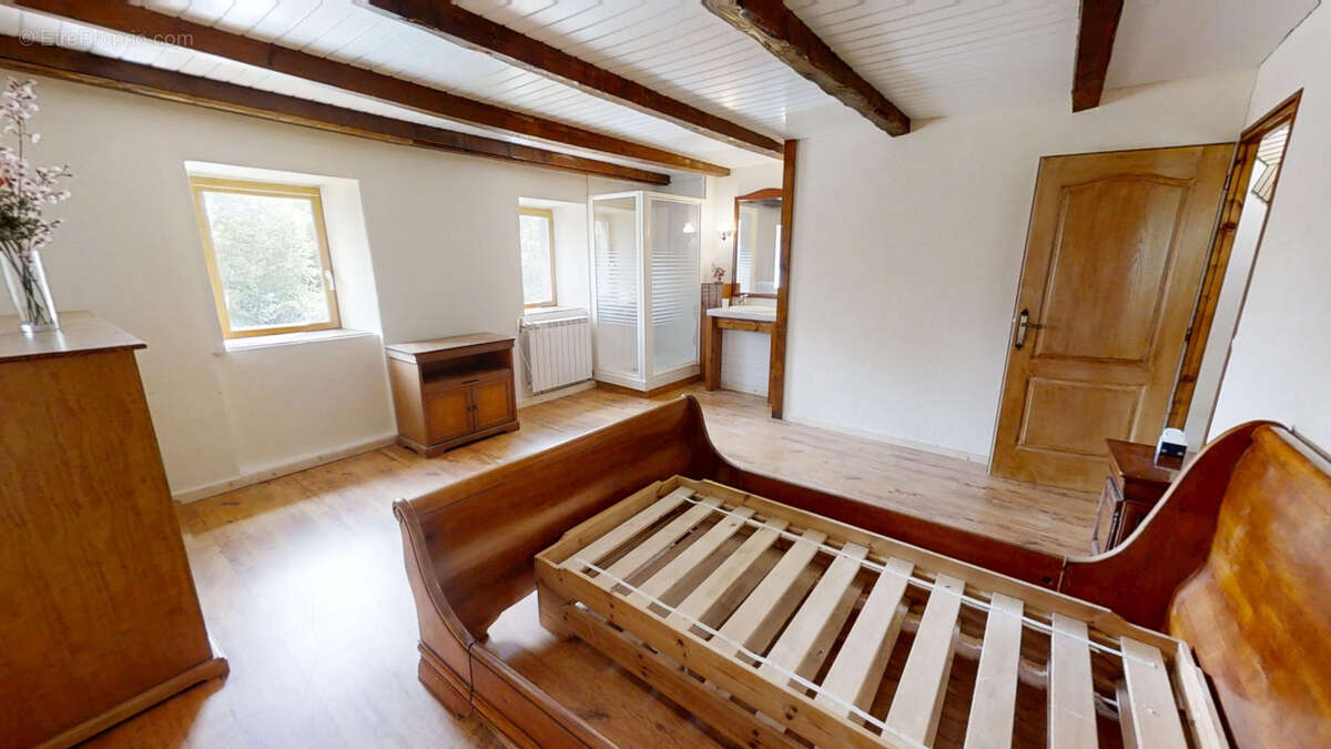 Maison à LA CHAPELLE-LAURENT