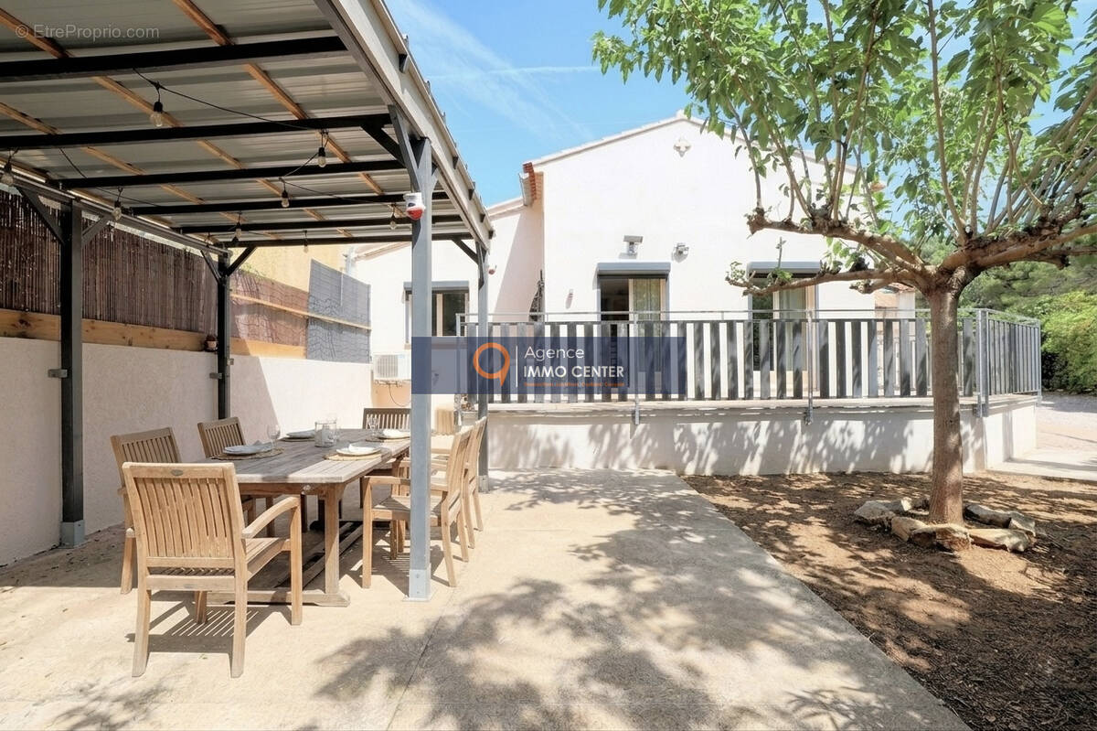 Maison à PUGET-VILLE