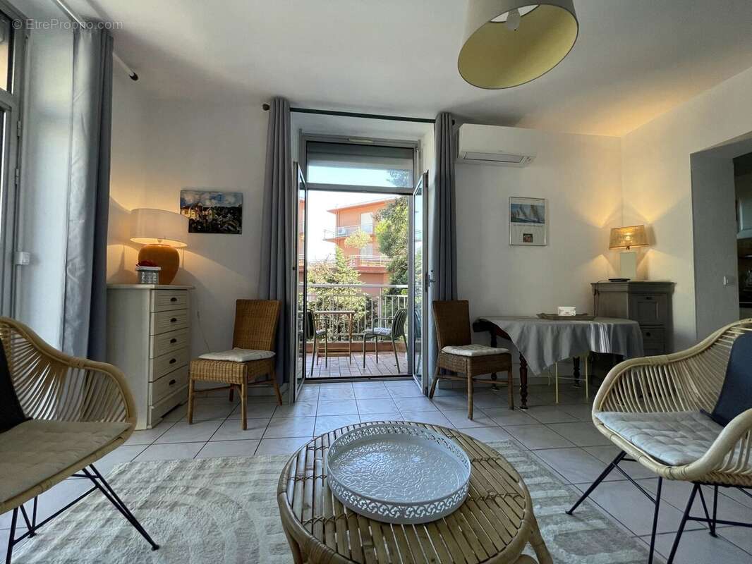 Appartement à THEOULE-SUR-MER