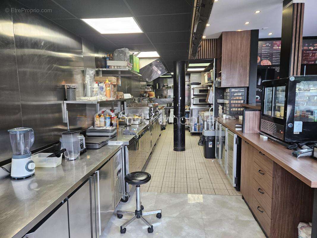 Commerce à VIGNEUX-SUR-SEINE