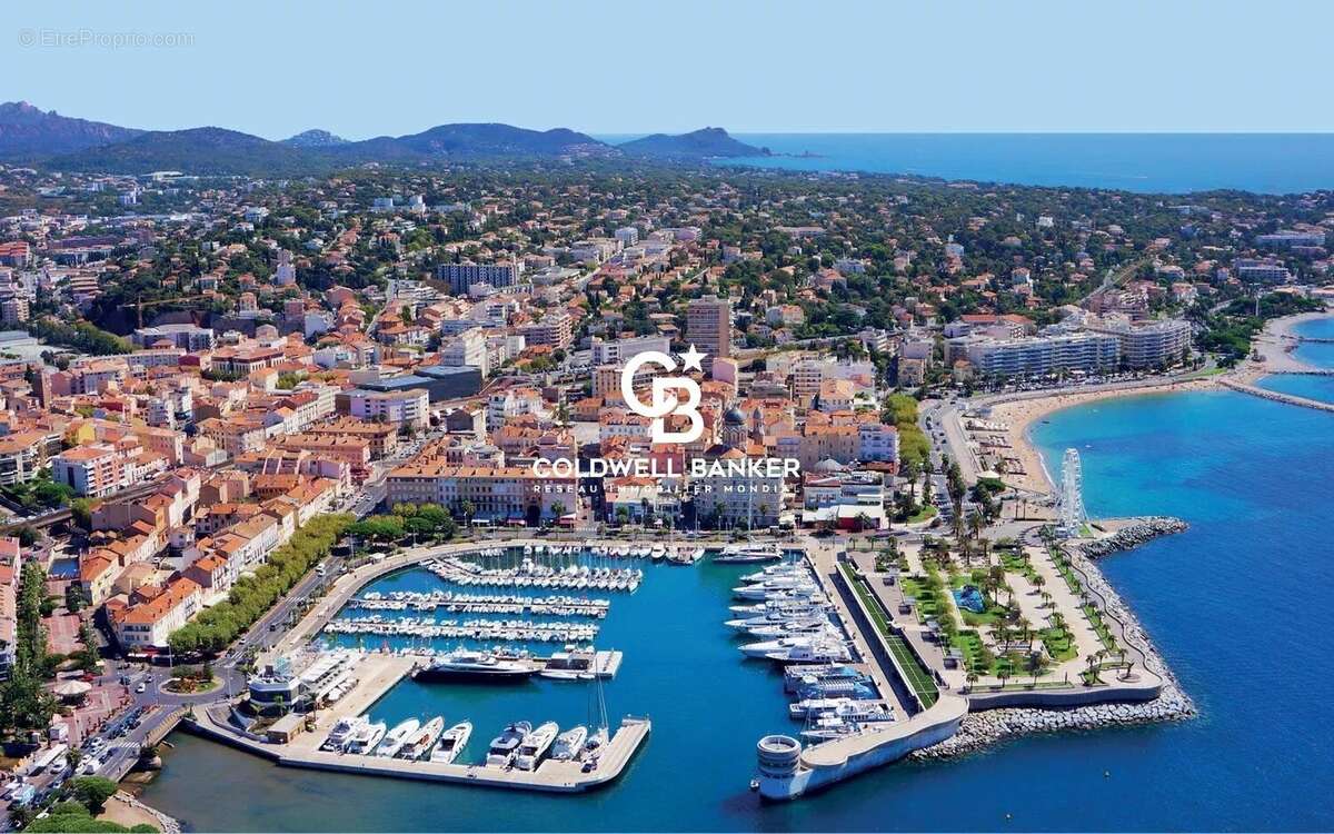 Appartement à SAINT-RAPHAEL