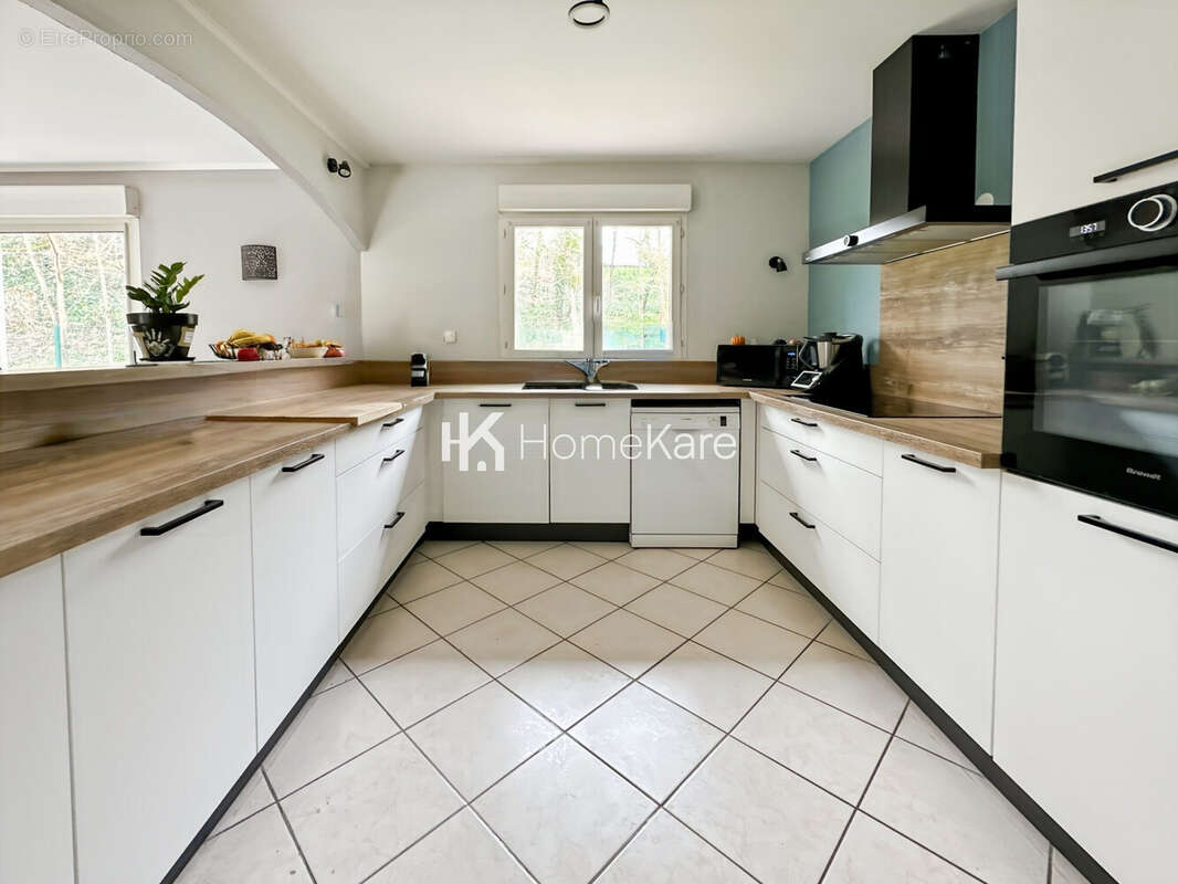 Maison 200 m² à Martres-Tolosane  - photo 6