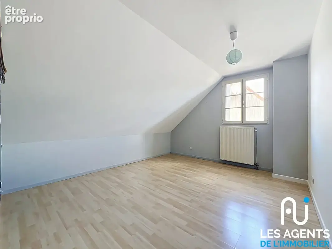Vernon - Maison familiale 4 chambres  Vie de plain-pied  Terrain 1 150 m² - photo 8