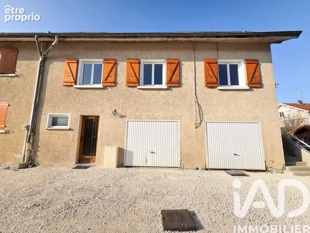 Photo 1 - Appartement à POISAT