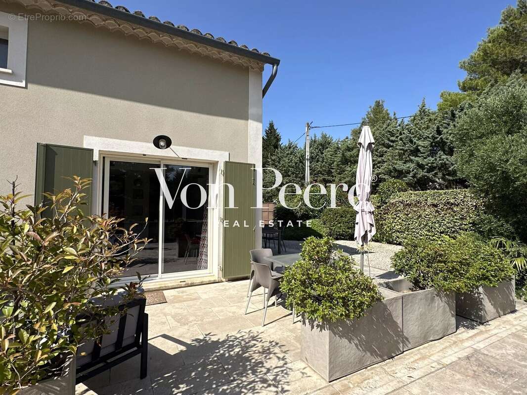 Appartement à SAINT-ETIENNE-DU-GRES