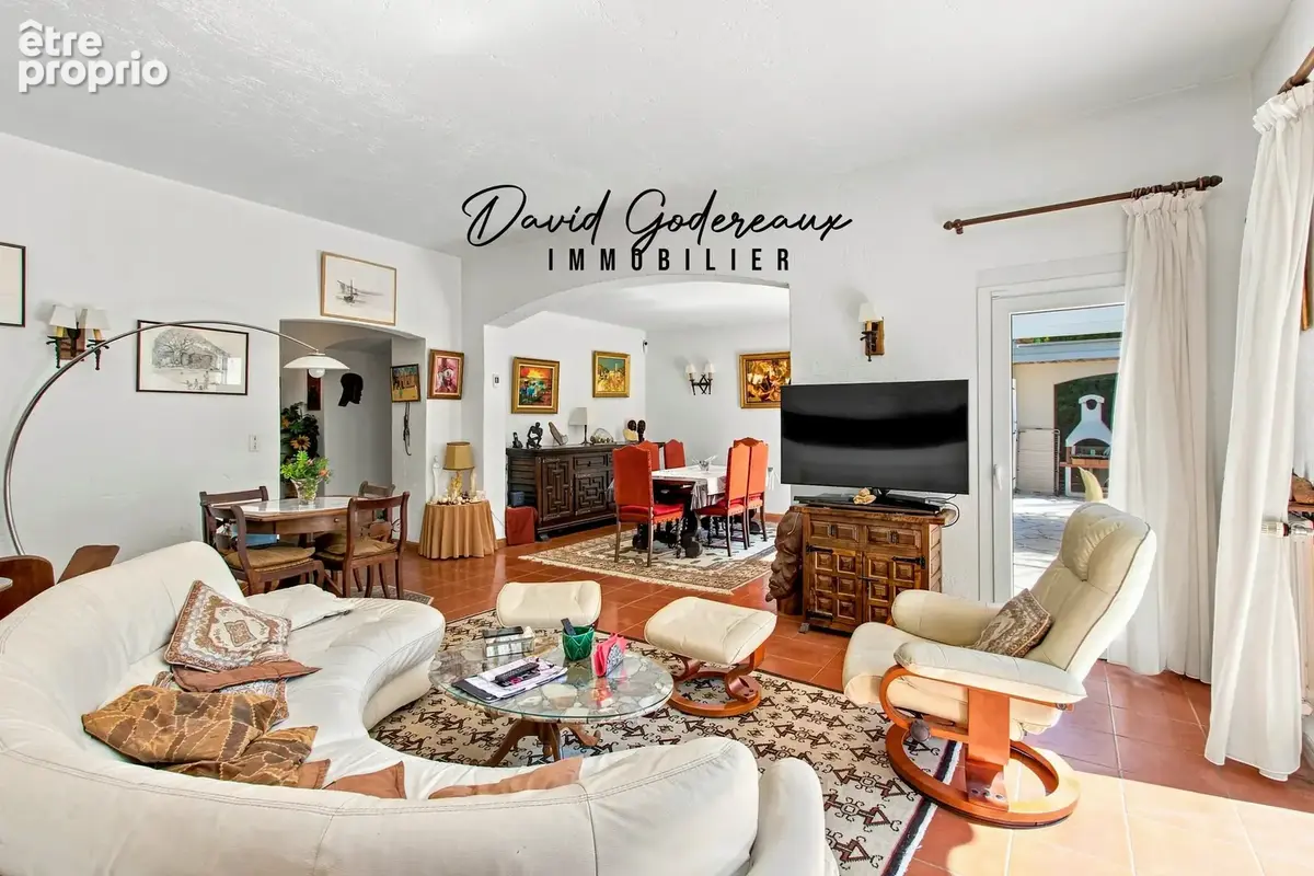 Photo Maison à Saint-Raphael au prix de 890 000€
