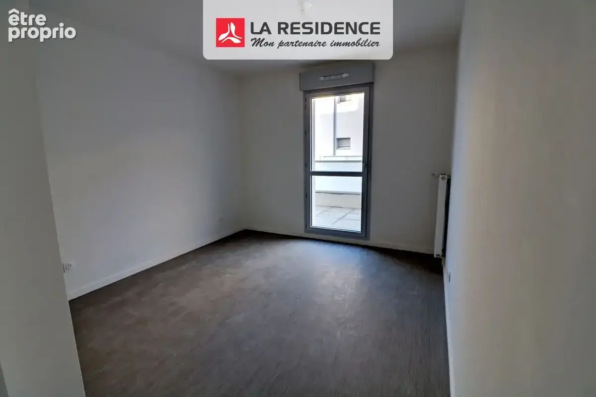 Appartement 60 m² à Deville-Les-Rouen  - photo 7