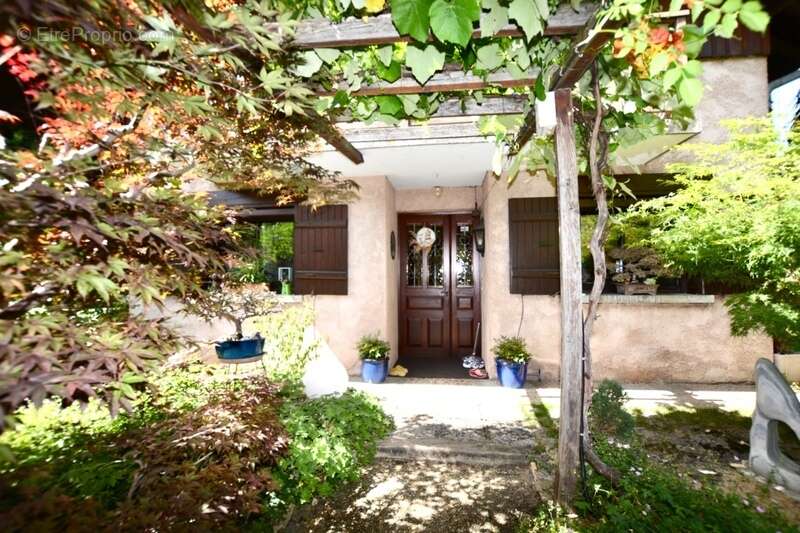 Maison à ALBERTVILLE