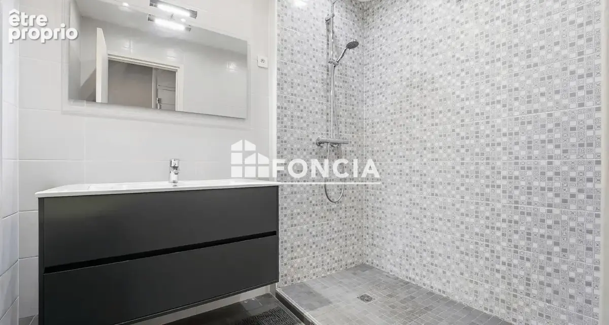 COUP DE CŒUR - Bel appartement familial 93 m² - Nombreuses Prestations - Nice Riquier - photo 5