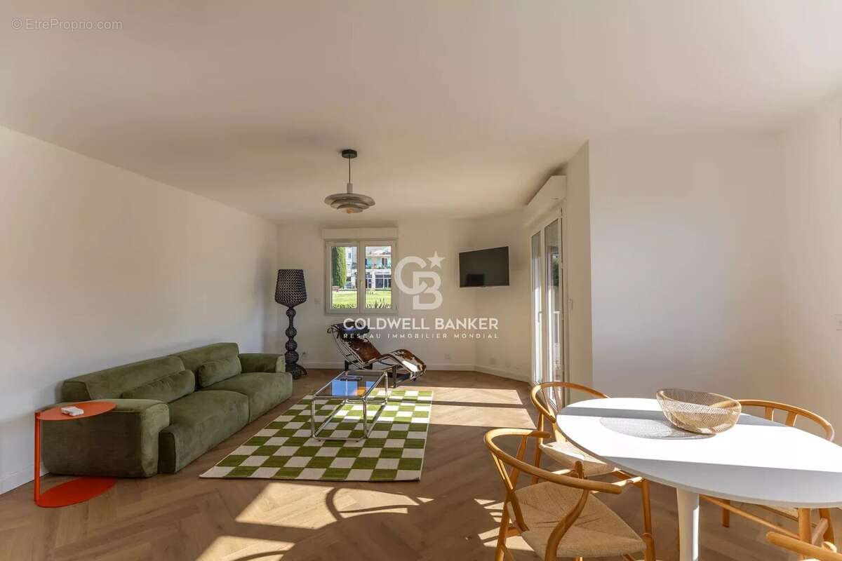 Appartement à L'ILE-ROUSSE