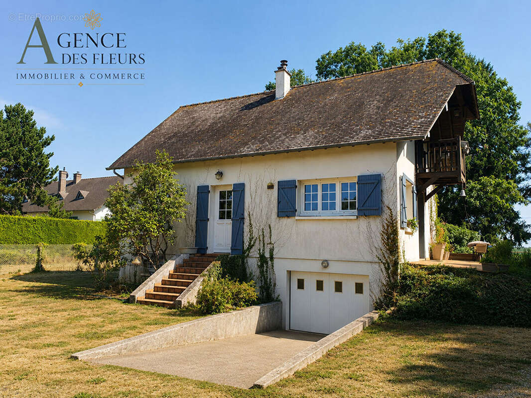 Maison  4 pièce(s)  Secteur Thuit signol  sur  1900 M²  de terrain - photo 2
