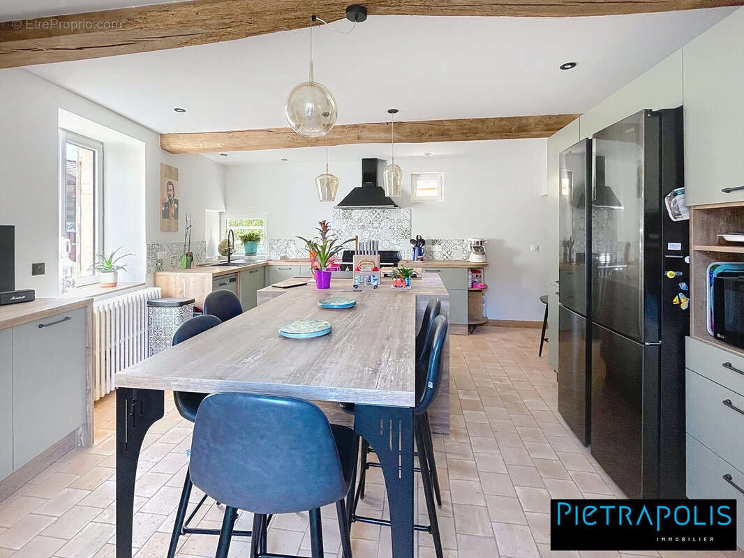 Maison à SAINT-DIDIER-SUR-CHALARONNE