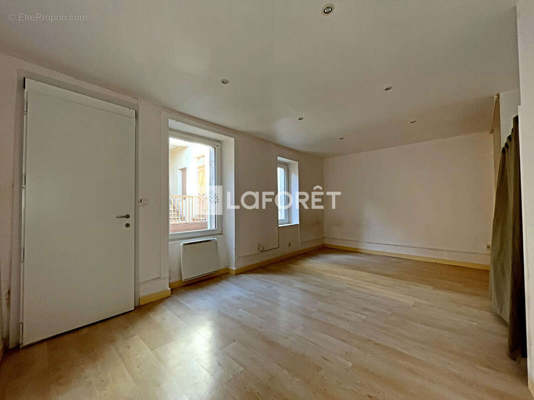 Appartement à SAINT-AMOUR