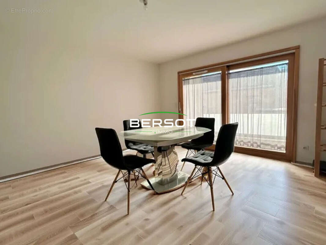 Appartement à MORTEAU