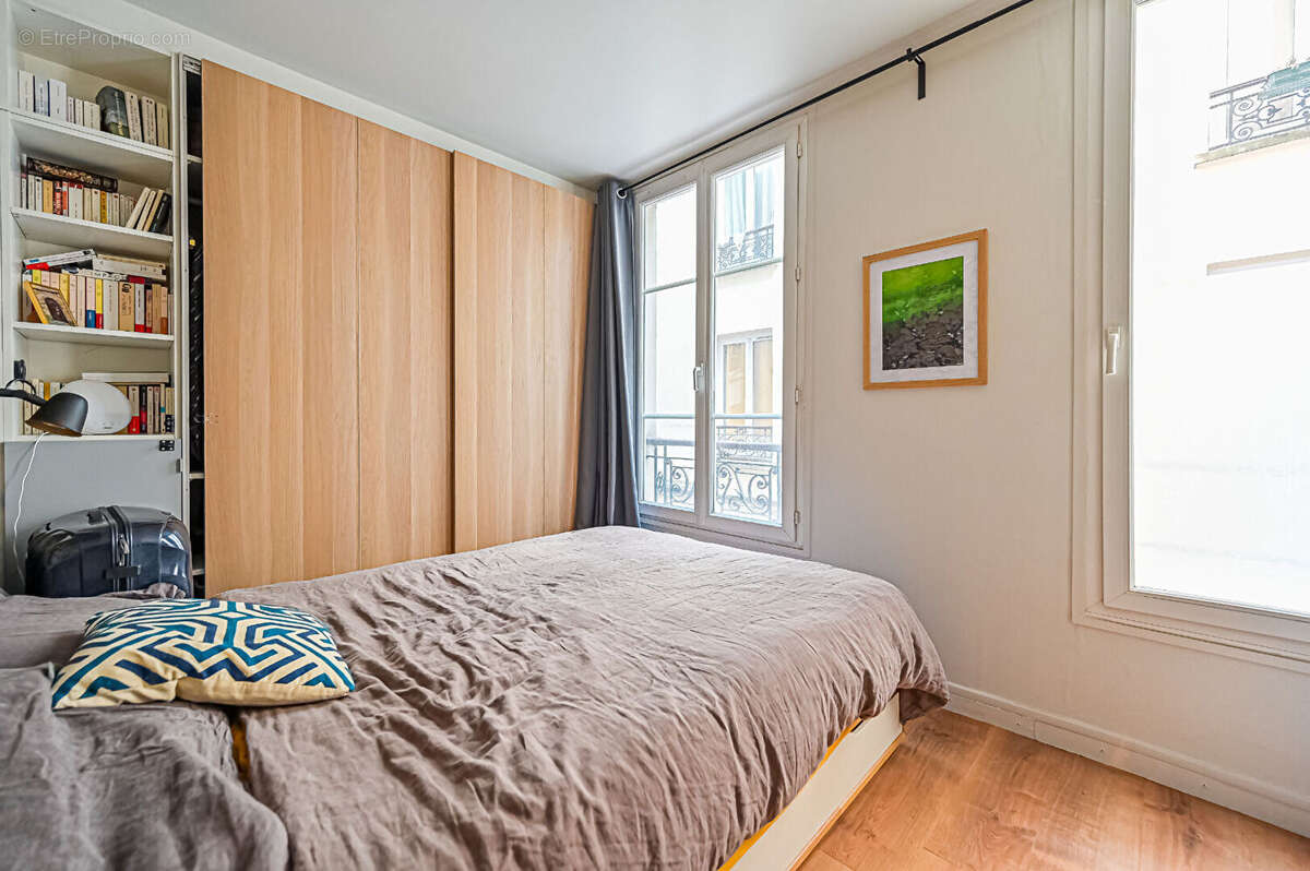 Appartement à PARIS-19E