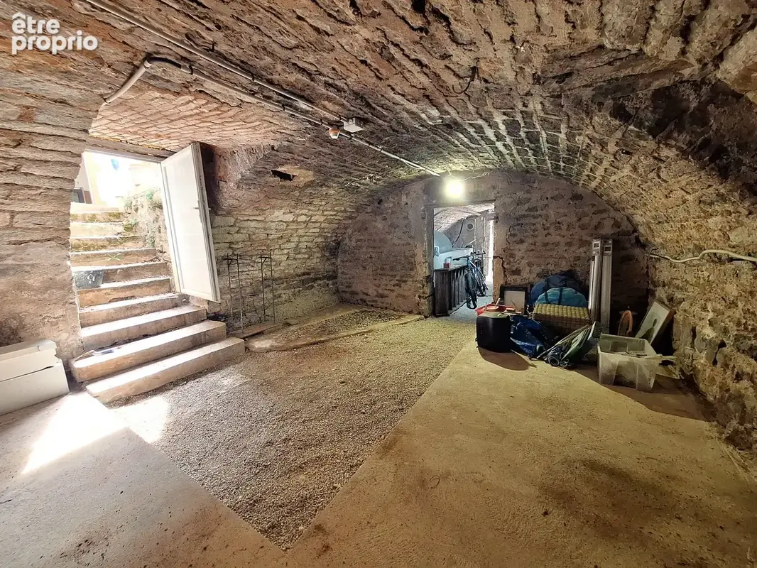 Maison en pierre de 2 chambres avec jardin et caves voûtées - photo 17