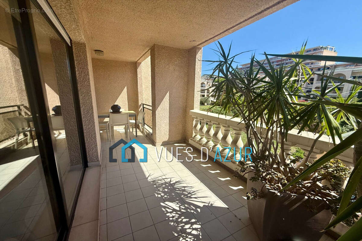 Appartement à LE CANNET