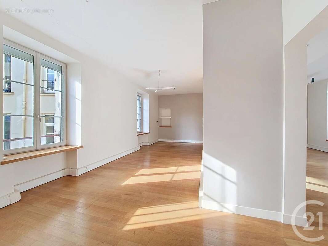 Appartement à ASNIERES-SUR-SEINE