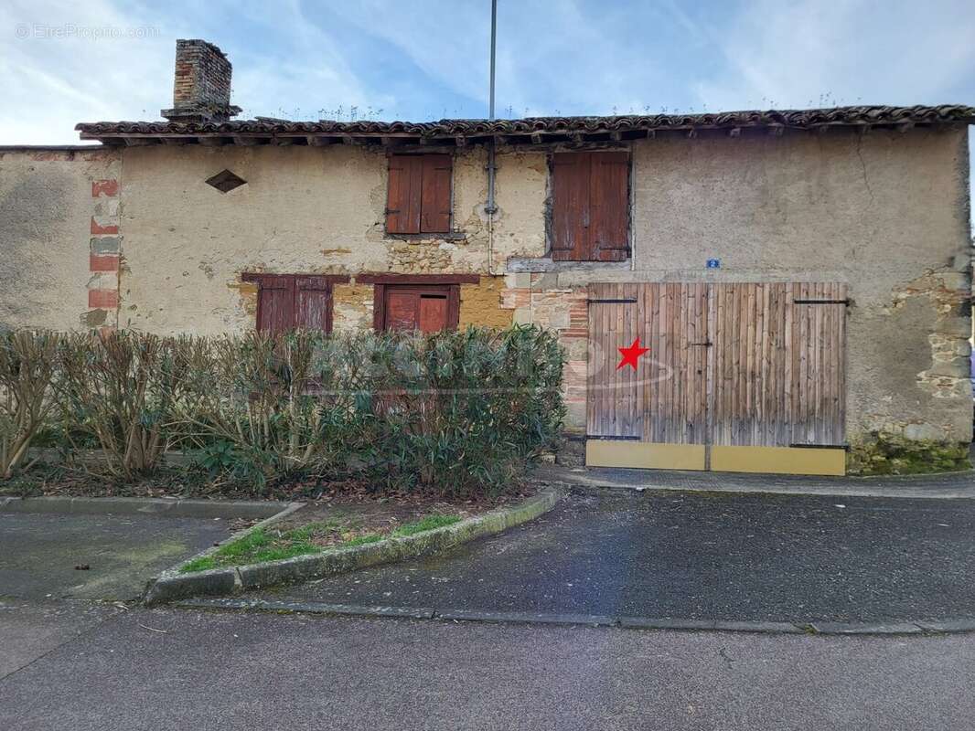Caraman secteur - maison de village a renover - photo 4
