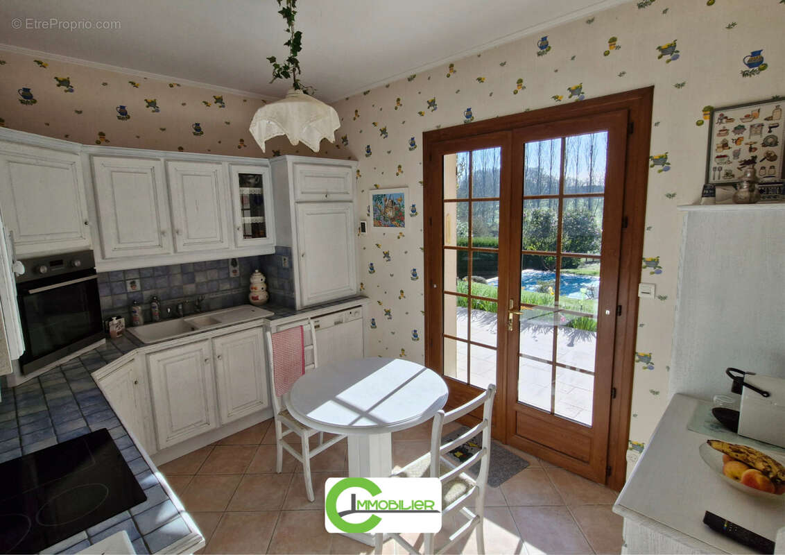 Maison à CORMES