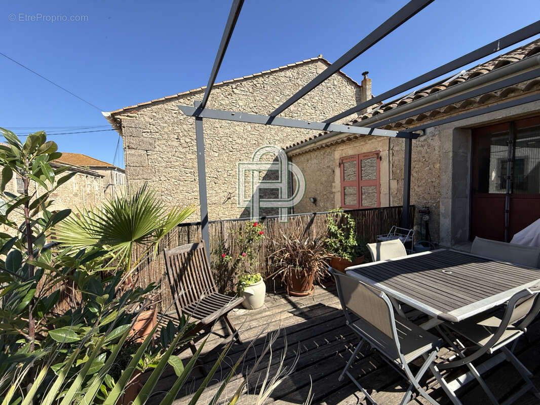 Maison à vendre avec 3 chambres à Sallèles-D'Aude (11) - photo 2