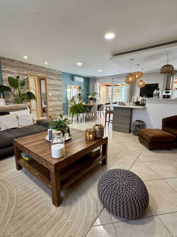 Maison à TOULON-SUR-ALLIER