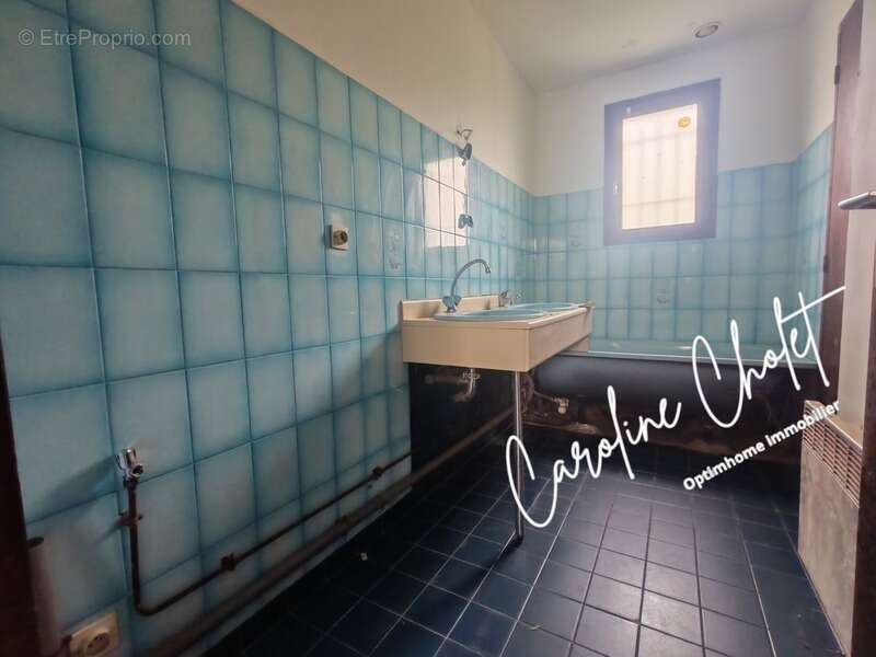 Maison à LAMOTHE-MONTRAVEL