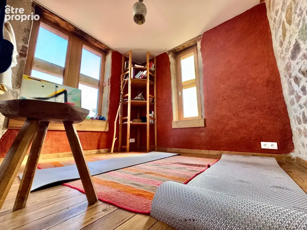 Commelle vernay (42) - maison 230 m2 sur 2334 m2 de terrain - 5 chambres - tour sur 3 niveaux - photo 16
