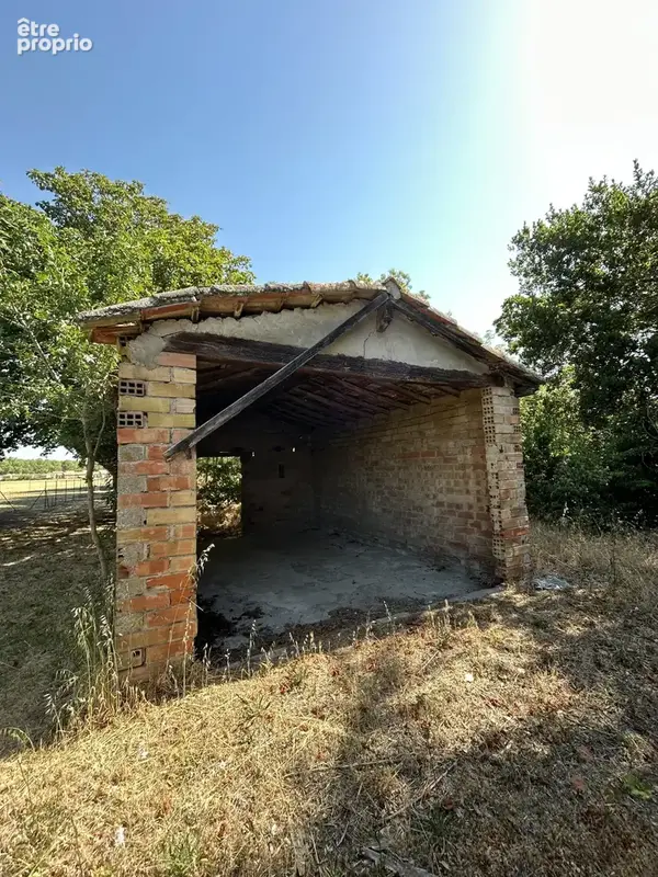 À Bram (11), maison en pierres apparentes à aménager sur un beau terrain de 3300 m2 constructible. - photo 9