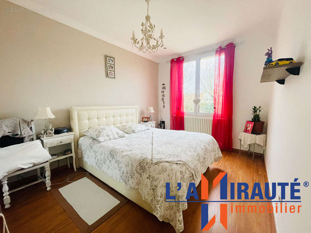 Maison à SARTROUVILLE