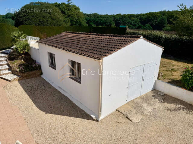 Maison  5 pièces avec garage et piscine proche commerces de proximité - photo 2