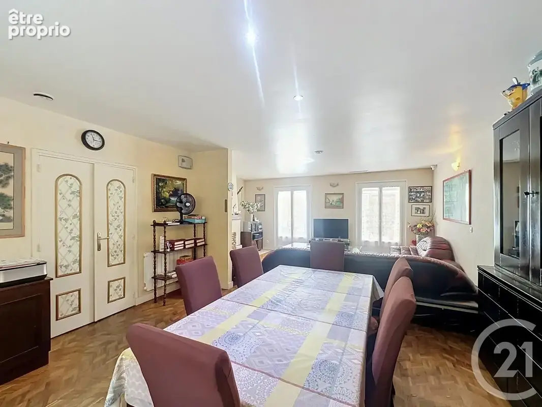 Maison 5 pièces 104 m² à vendre à Sennely (45240) - photo 2
