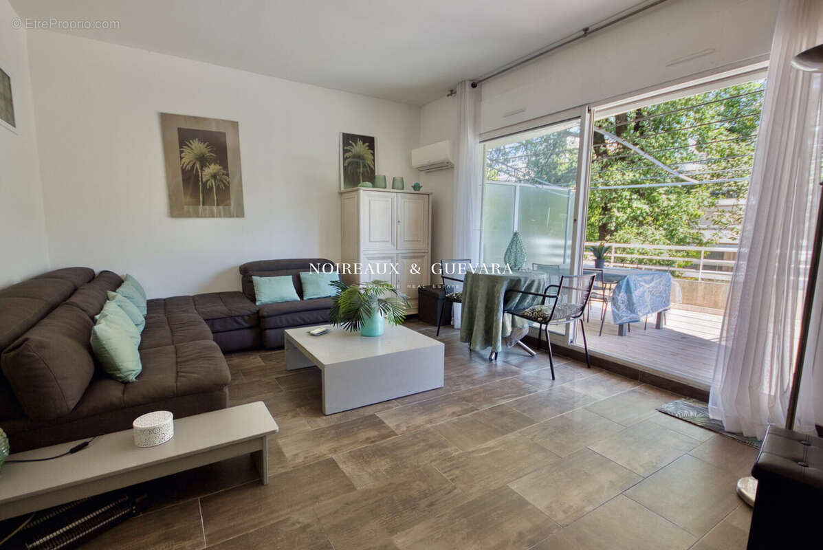 Appartement 35 m² à Cannes  - photo 2