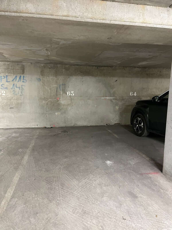 Parking à ANTONY