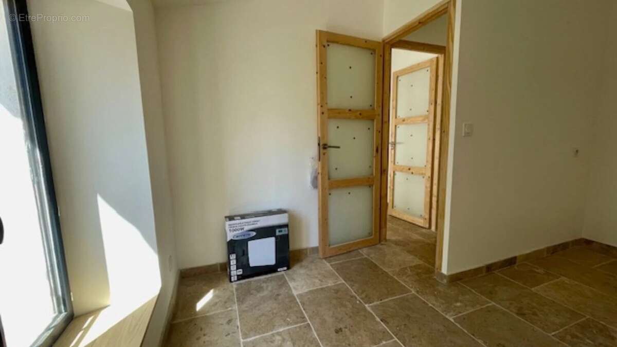 Maison à CHATEAURENARD