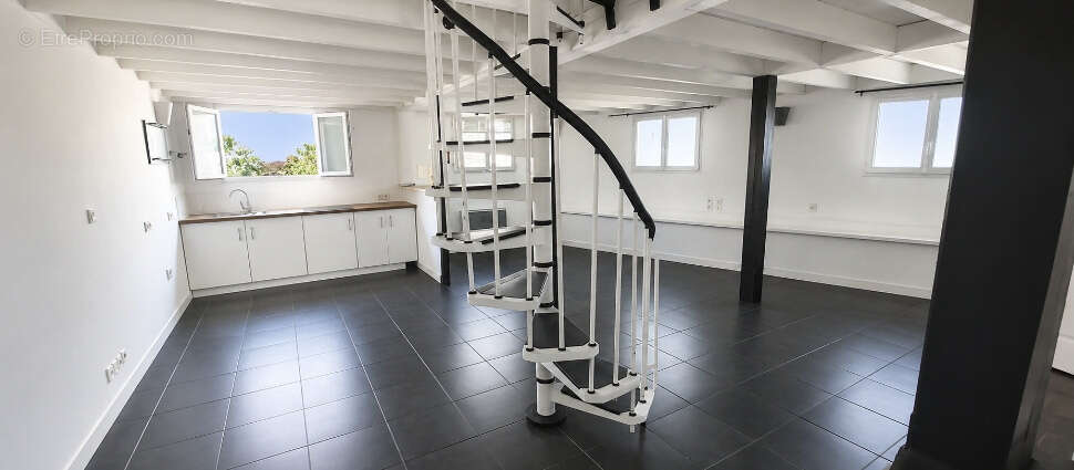 Immeuble de rapport - photo 2