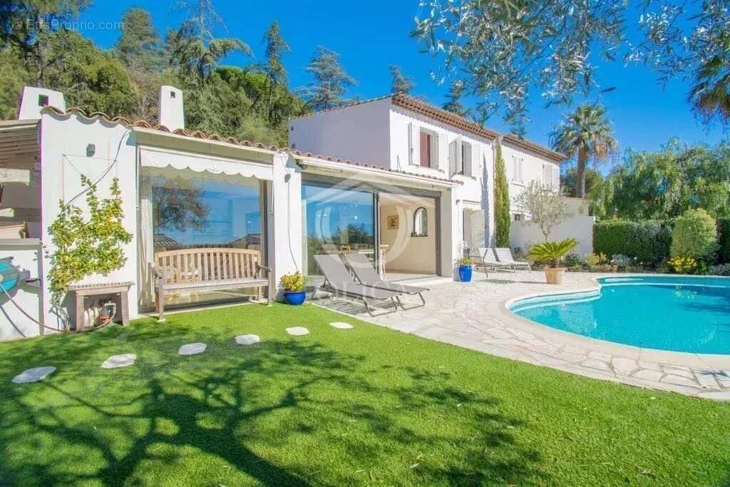 Maison à VILLENEUVE-LOUBET