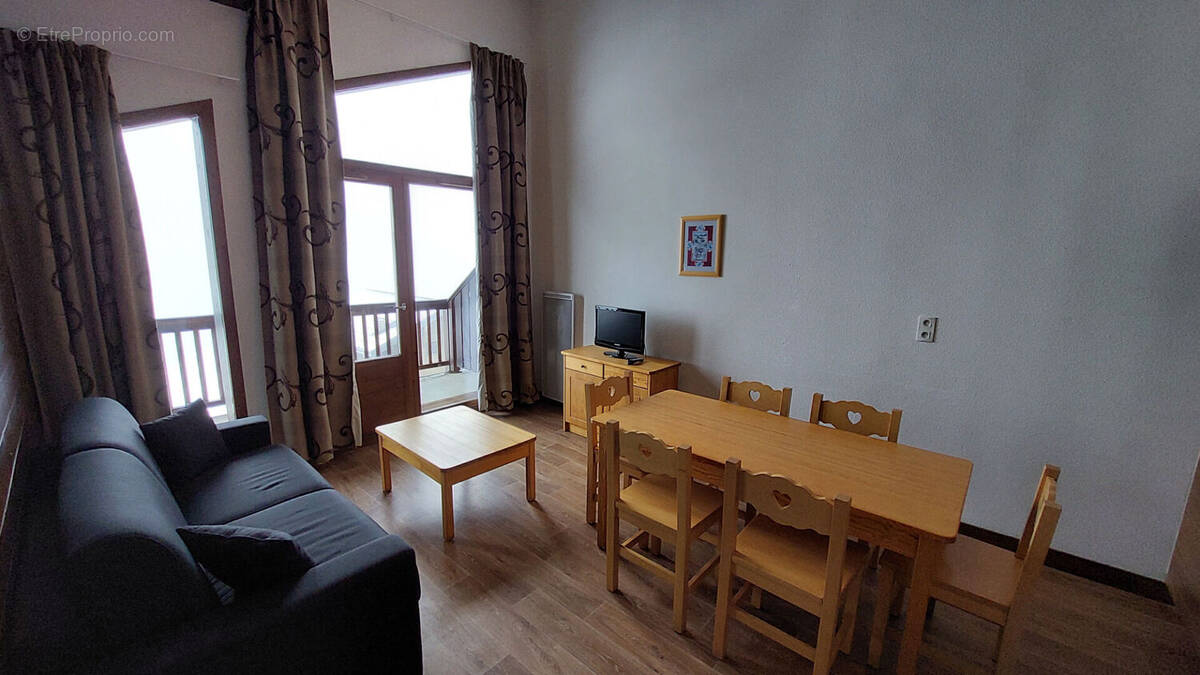 Appartement à HAUTELUCE