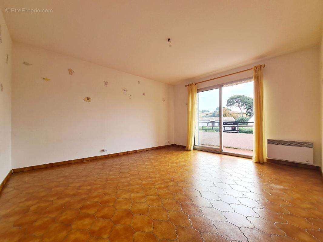 Maison à SIX-FOURS-LES-PLAGES