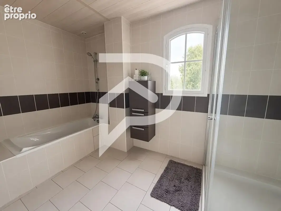 Maison Sainte Genevieve 7 pièce(s) 112 m2 - photo 10