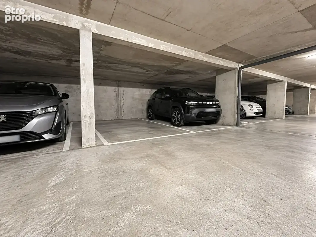 Parking à saint-laurent-du-var - photo 2