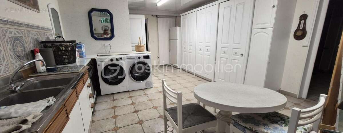 Maison spacieuse avec sous sol total et verranda – Vente unique - photo 13